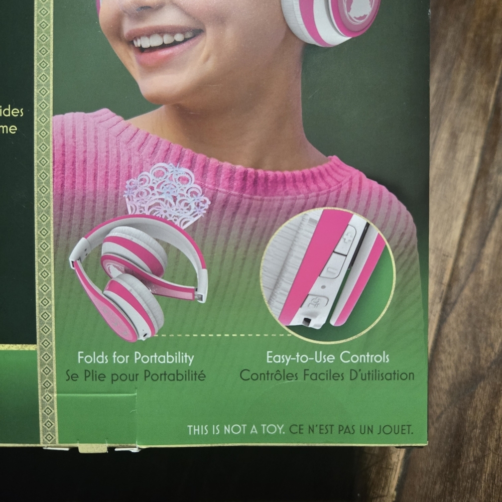 Wicked Glinda Pink and White Wireless Headphones Microphone Rechargable Kids New - Picture 7 of 9